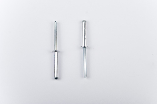 Afbeeldingen van MFX BLINDKLINKN. ALU/ST BK 4.0X20