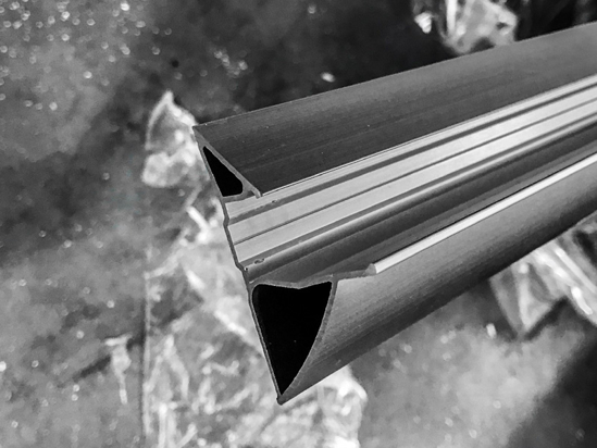 Afbeeldingen van SPURLUX KLEMPLANKDRAGER ALUMINIUM WIT RAL9016 PLANKDIKTE 18MM 200CM